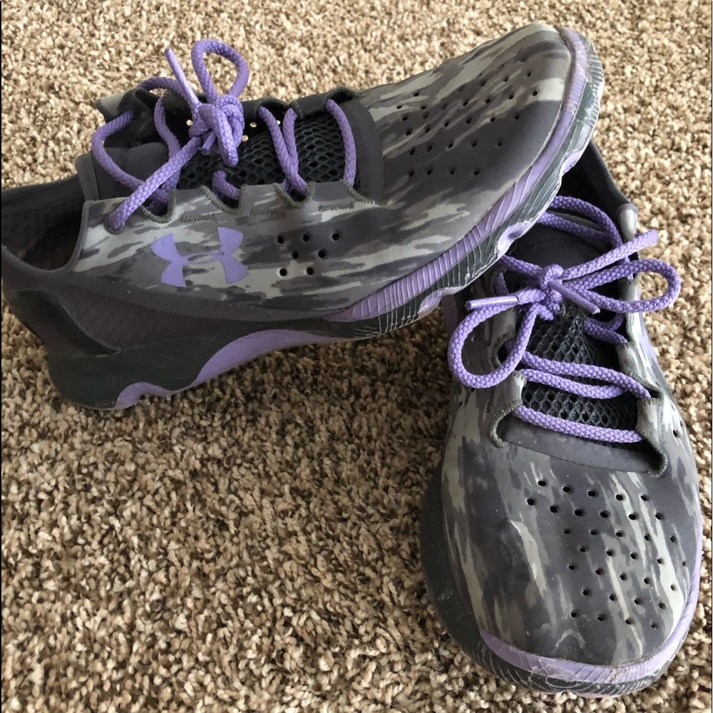 women’s under armour sneakers